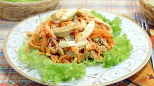 Салат с куриным филе и морковью по-корейски