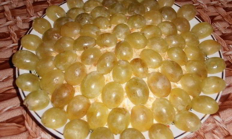 Рецепт салата тиффани с курицей и виноградом