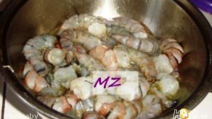 салат цезарь с креветками