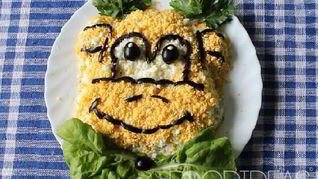 Салат в виде обезьяны Символ Нового года