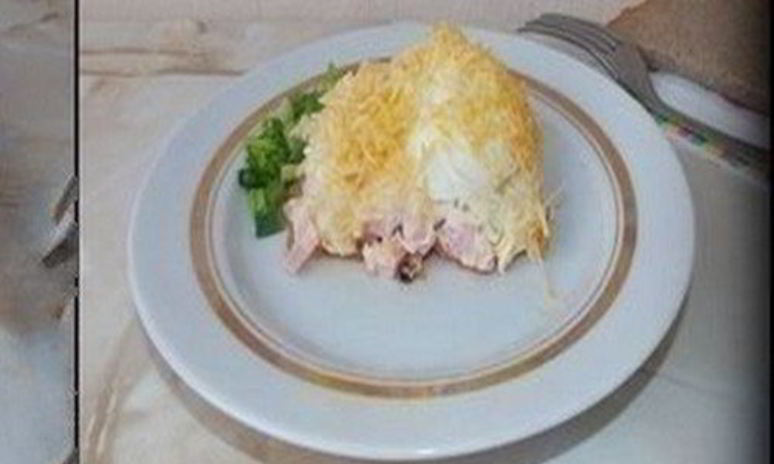 Рецепт слоеного салата сугроб с колбасой