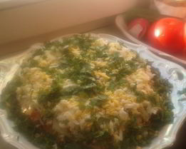 Весенний слоеный салат с курицей и шампиньонами