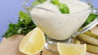 Соус из маринованных огурчиков