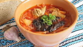 Борщ с черносливом