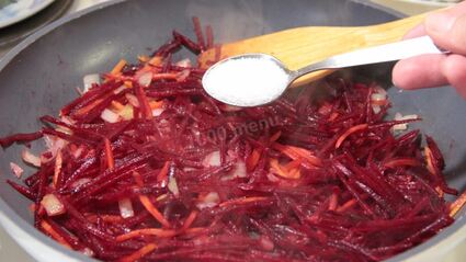 борщ с фасолью и курицей