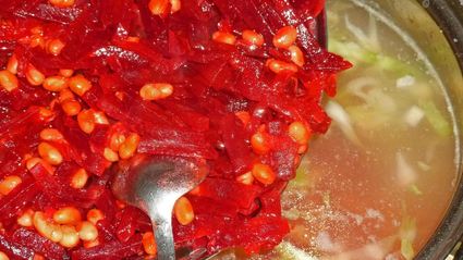 борщ с консервированной фасолью