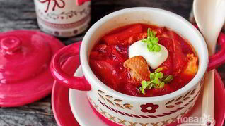 Борщ с курицей и свеклой