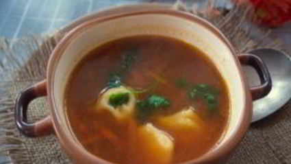 борщ с пельменями