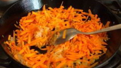 борщ с пельменями