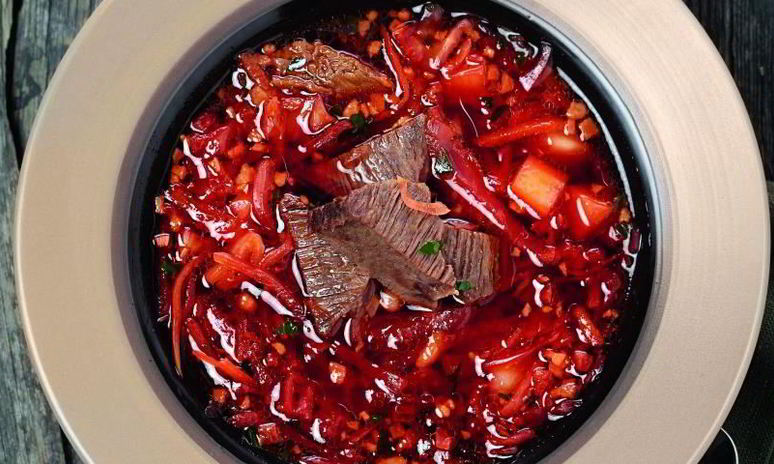 Рецепт классического борща на говяжьей грудинке