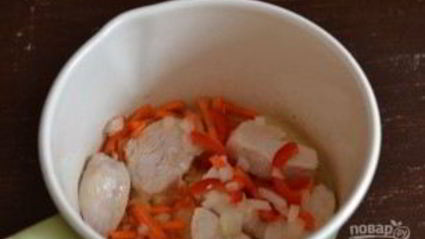 красный борщ с курицей