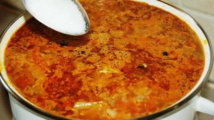 летний борщ без свеклы с помидорами