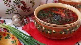 Постный борщ с черносливом