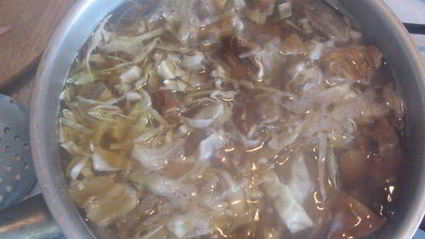 постный грибной борщ с черносливом