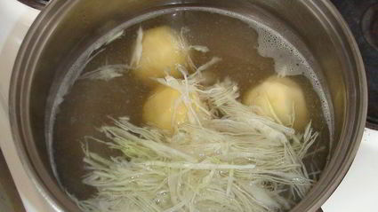 зеленый борщ