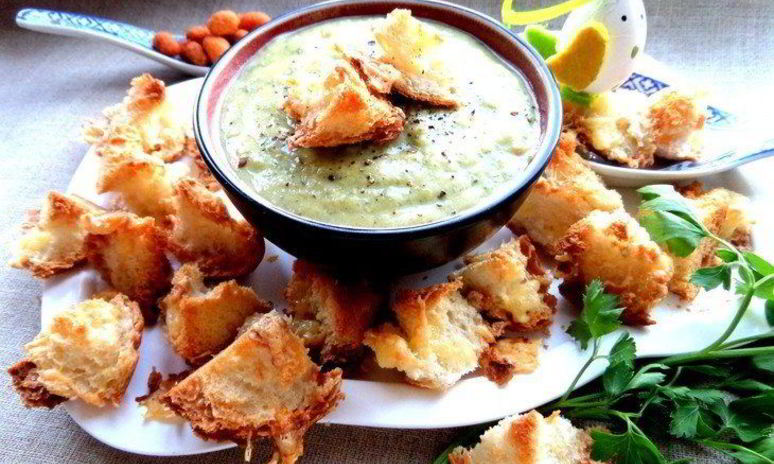 Рецепт чесночного французского супа с крутонами
