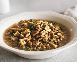 Гречневый суп с грибами и орехами