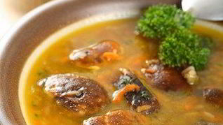 Грибной суп с панчеттой и перловой крупой