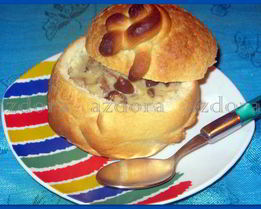 Грибной суп со сливками и сыром в хлебных горшочках-мешочках