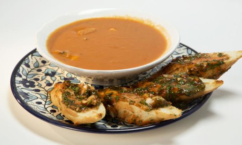 Рецепт картофельно-томатного суп с морепродуктами