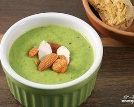 Крем-суп из зеленого горошка