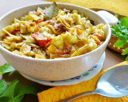 Капустная солянка с беконом и перловкой