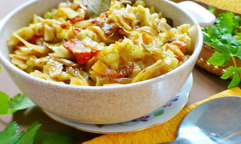 Рецепт капустной солянки с беконом и перловкой