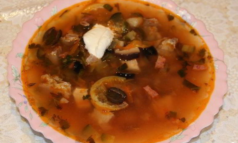 Рецепт солянки со свининой в мультиварке