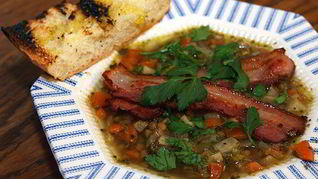 Суп из чечевицы с сельдереем