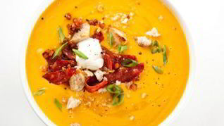 Суп-пюре из сладкого картофеля с маскарпоне