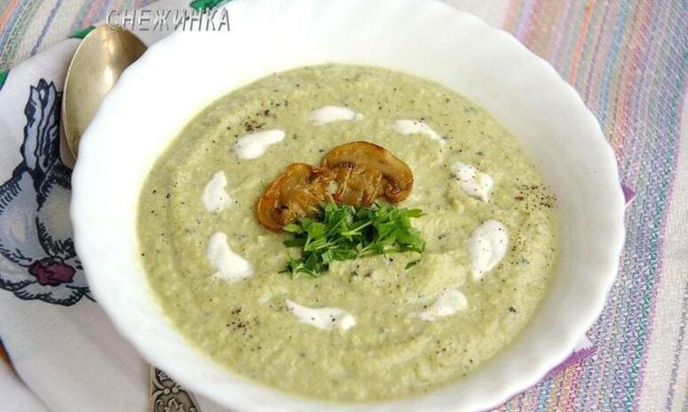 Рецепт супа-пюре из цукини, брокколи и шампиньонов