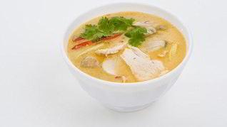 Суп-пюре из цыпленка с орехами