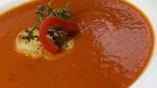 Суп-пюре из запеченного сладкого перца и помидоров