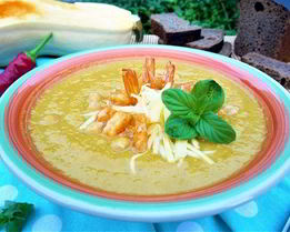 Тыквенный суп-пюре с нутом и креветками