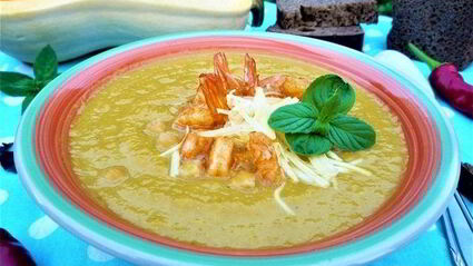 тыквенный суп-пюре с нутом и креветками