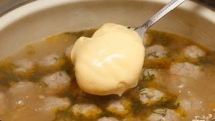суп с фрикадельками и сыром