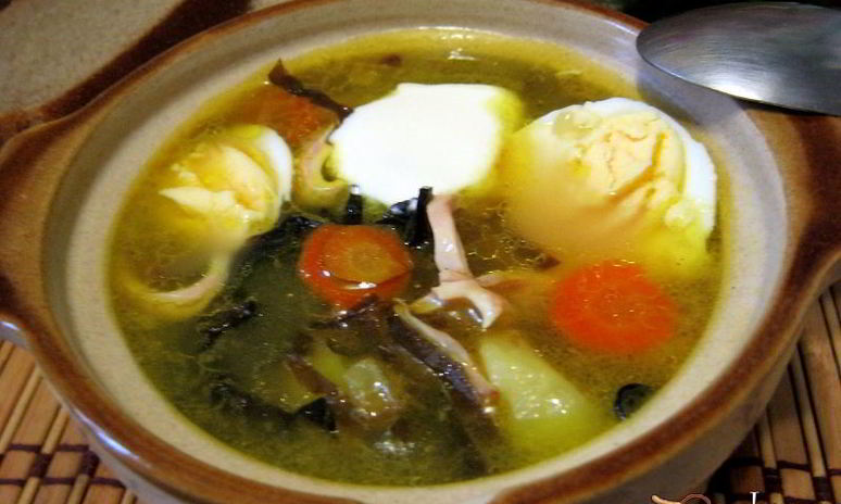 Рецепт супа с кальмарами и морской капустой