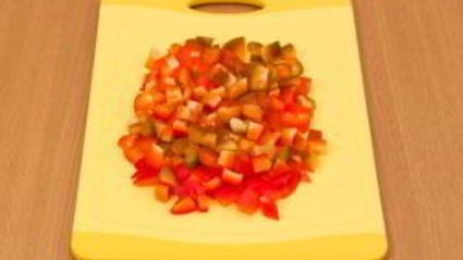 суп с цыпленком, овощами и клецками с зеленью