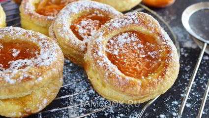 абрикосовые слойки