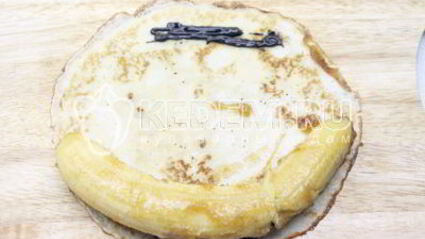 блинчики с бананом и шоколадом