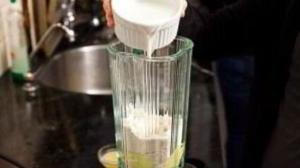 блинчики с творогом в сметане