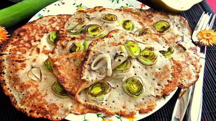 блины с луковым припеком