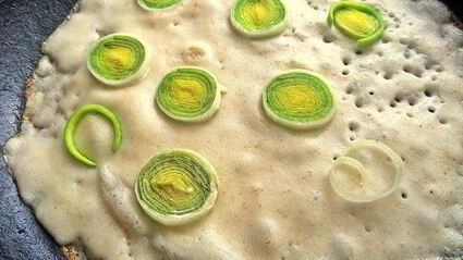 блины с луковым припеком