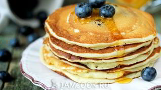 Панкейки с голубикой