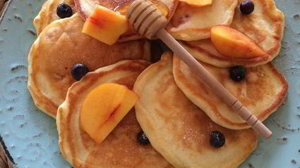 панкейки с нектаринами