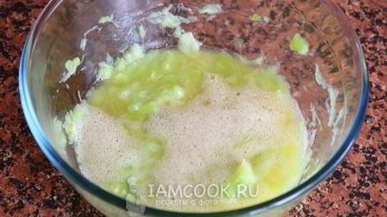 сладкие кабачковые блинчики