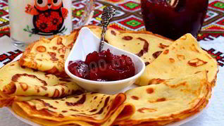 Толстые блины на кислом молоке