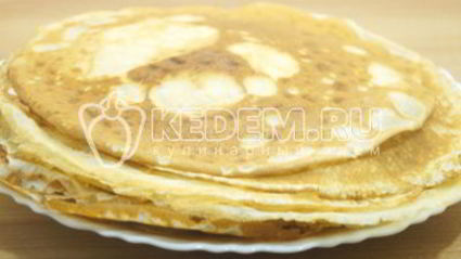 запеченные блины с курицей и грибами