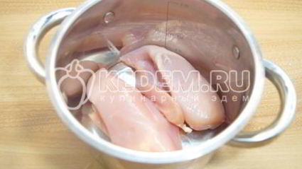 запеченные блины с курицей и грибами