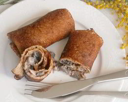 Заварные гречневые блины с шампиньонами